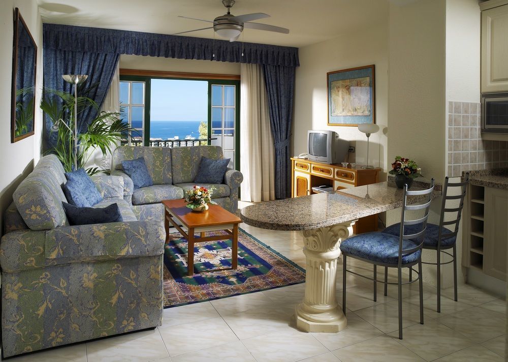 Regency Torviscas Apartments And Suites Costa Adeje  Exterior photo